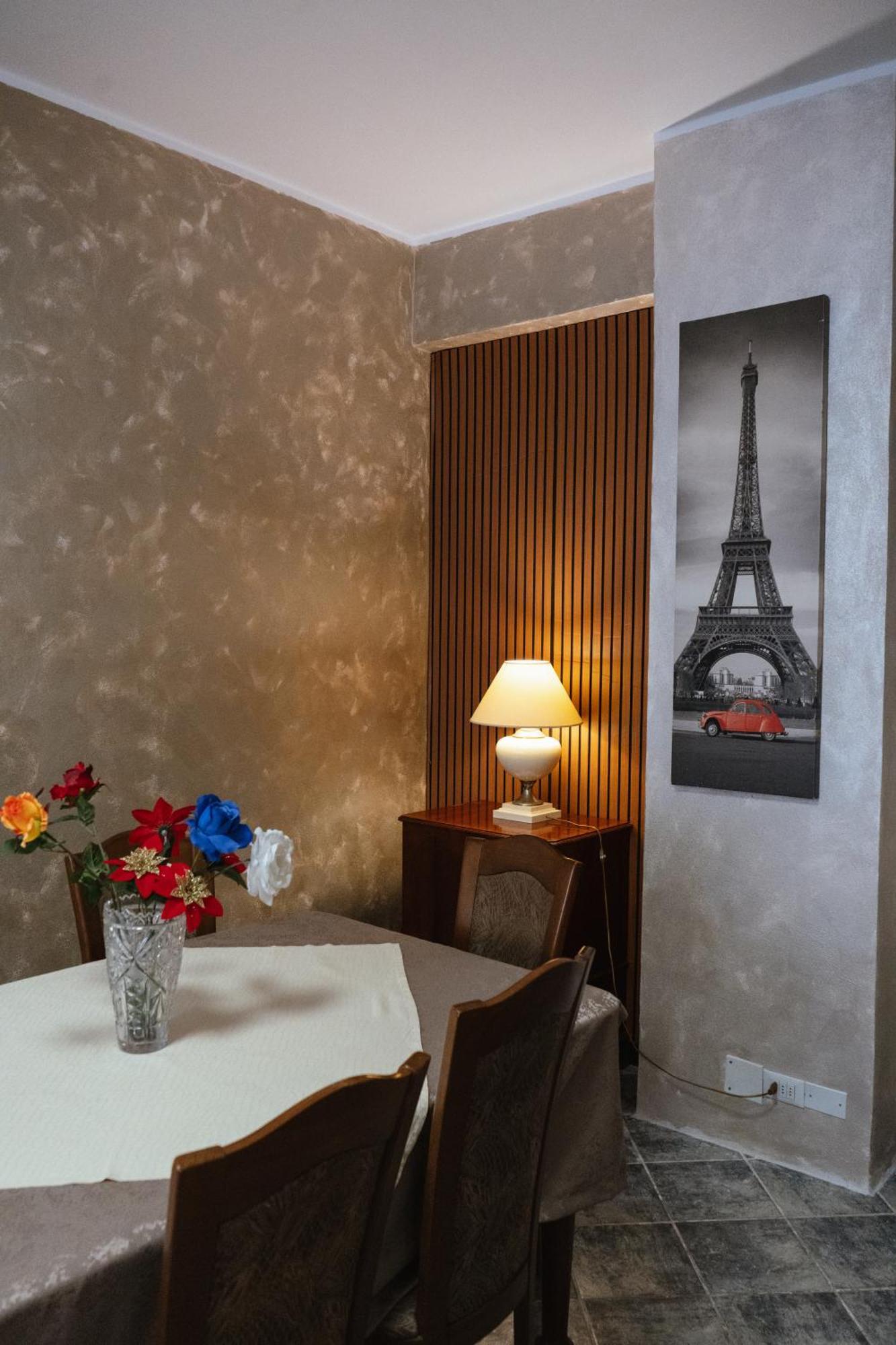 Hotel Magnolia อัลเบงกา ภายนอก รูปภาพ